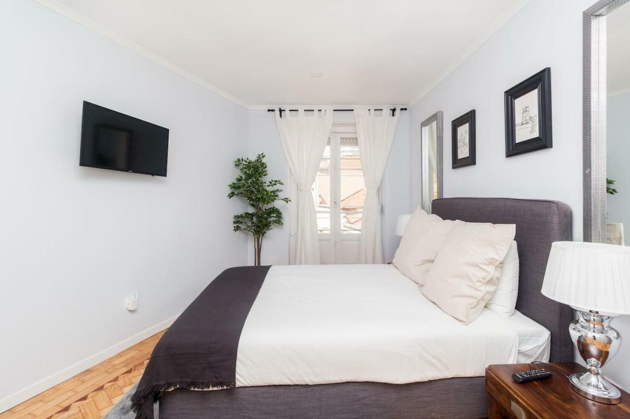 Ola Lisbon - Lapa With Panoramic View II Apartment ภายนอก รูปภาพ